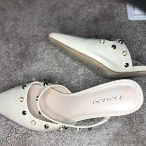 Tahari Nude Patent Leather Sling Back Pumps| Size 7.5